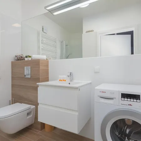 Osiedle Feniks Kolobrzeg By Noclegi Renters Exterior photo