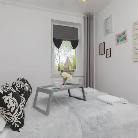 Osiedle Feniks Kolobrzeg By Noclegi Renters Exterior photo